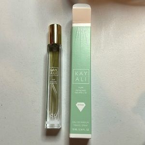 KAYALI Yum Pistachio travel size parfum spray